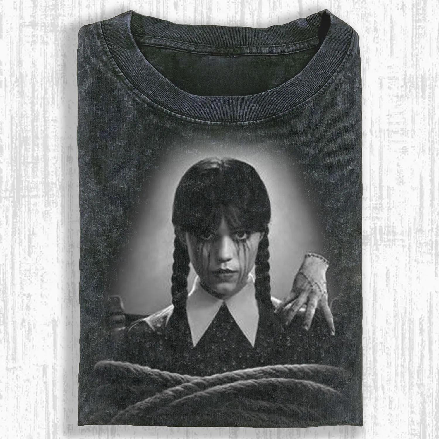 DARK - CHARM T - SHIRT OF WEDNESDAY S2.Movie