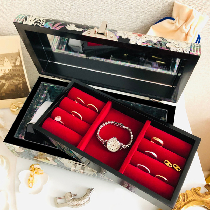 Jewelry box shell Mother of pearl lacquerware