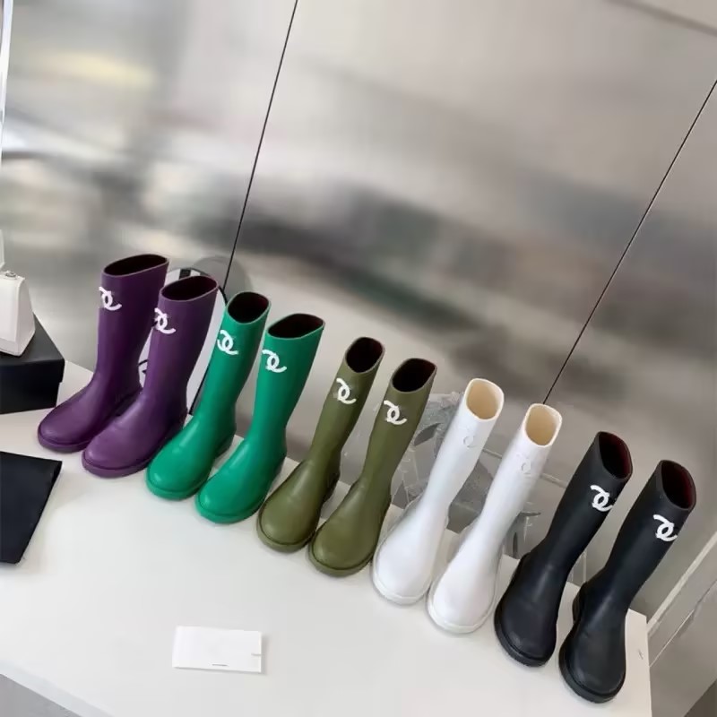 Chanel bag boots set