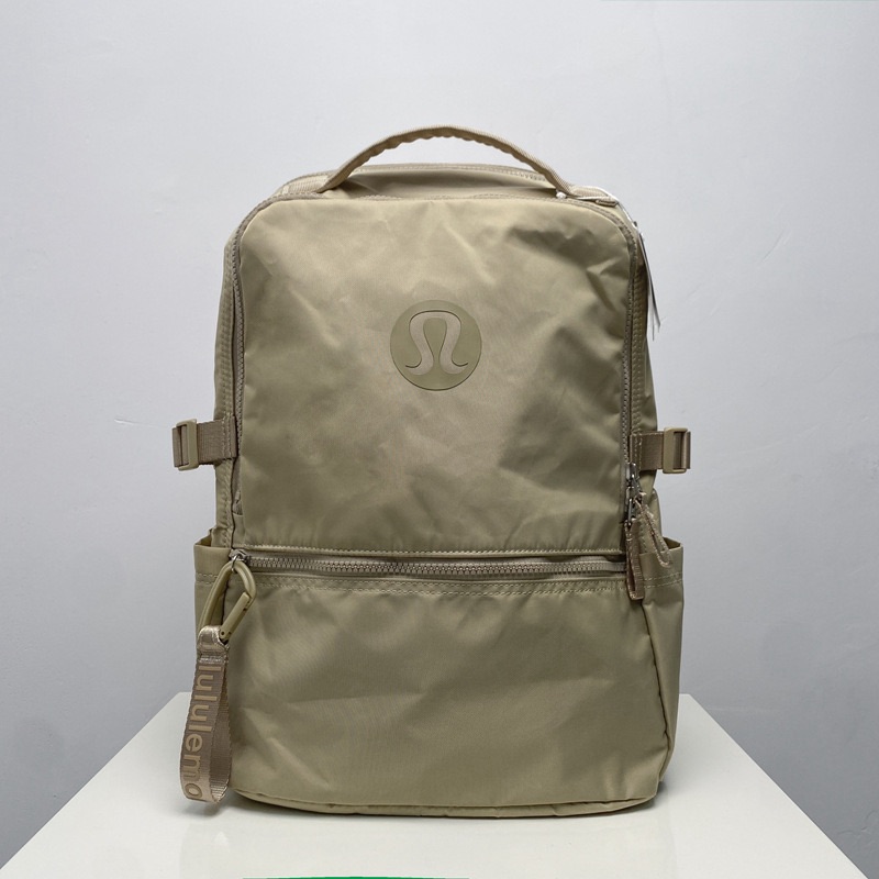 Stylish and versatile backpack, suitable as a college student's schoolbag and outdoor hiking pack