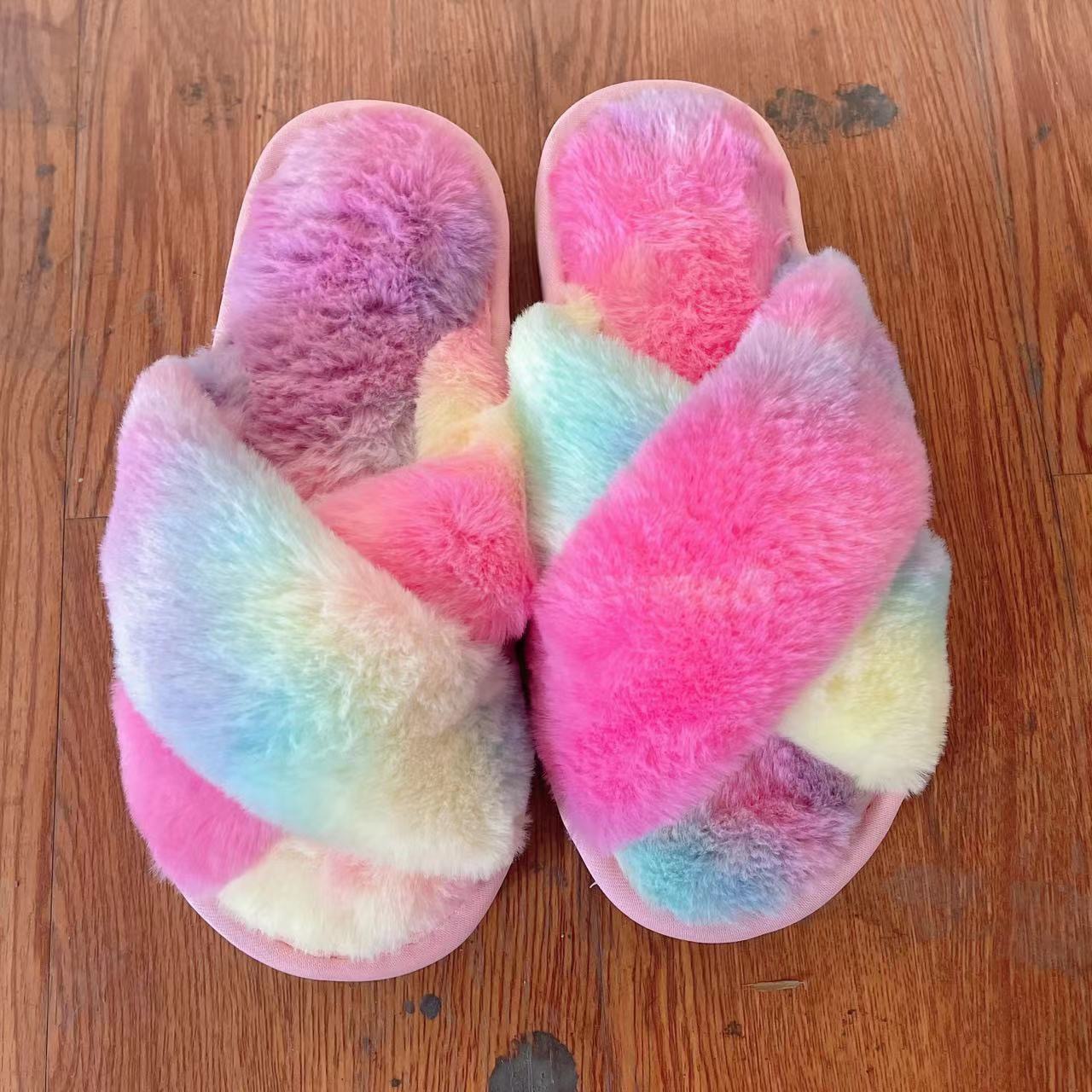 2025 Latest Style Women's Fur Slippers - A Must-Have for Winter