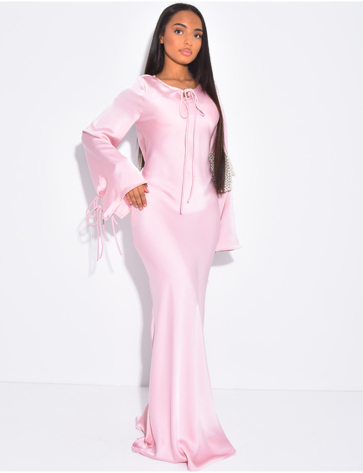 Very long dress in premium satin with tie fastening