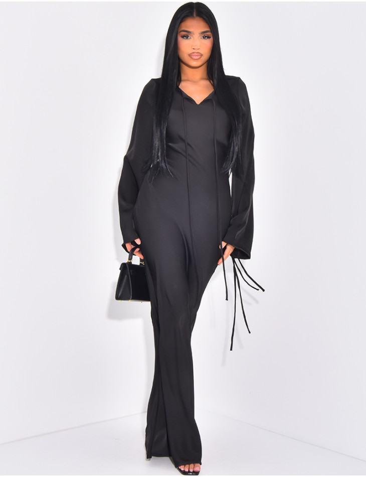 Very long dress in premium satin with tie fastening