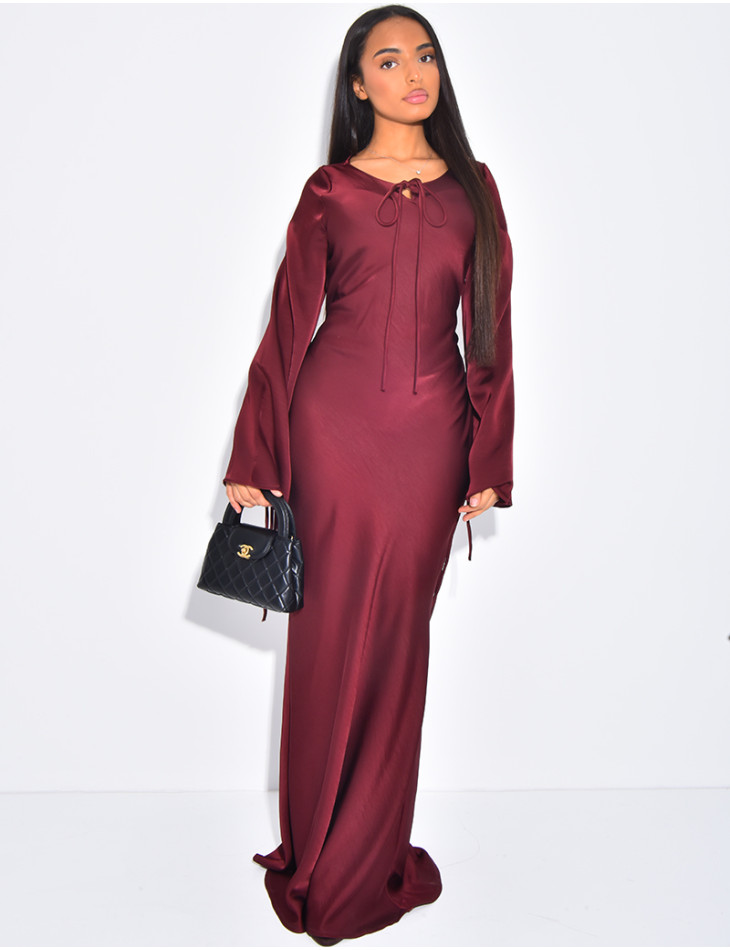 Very long dress in premium satin with tie fastening