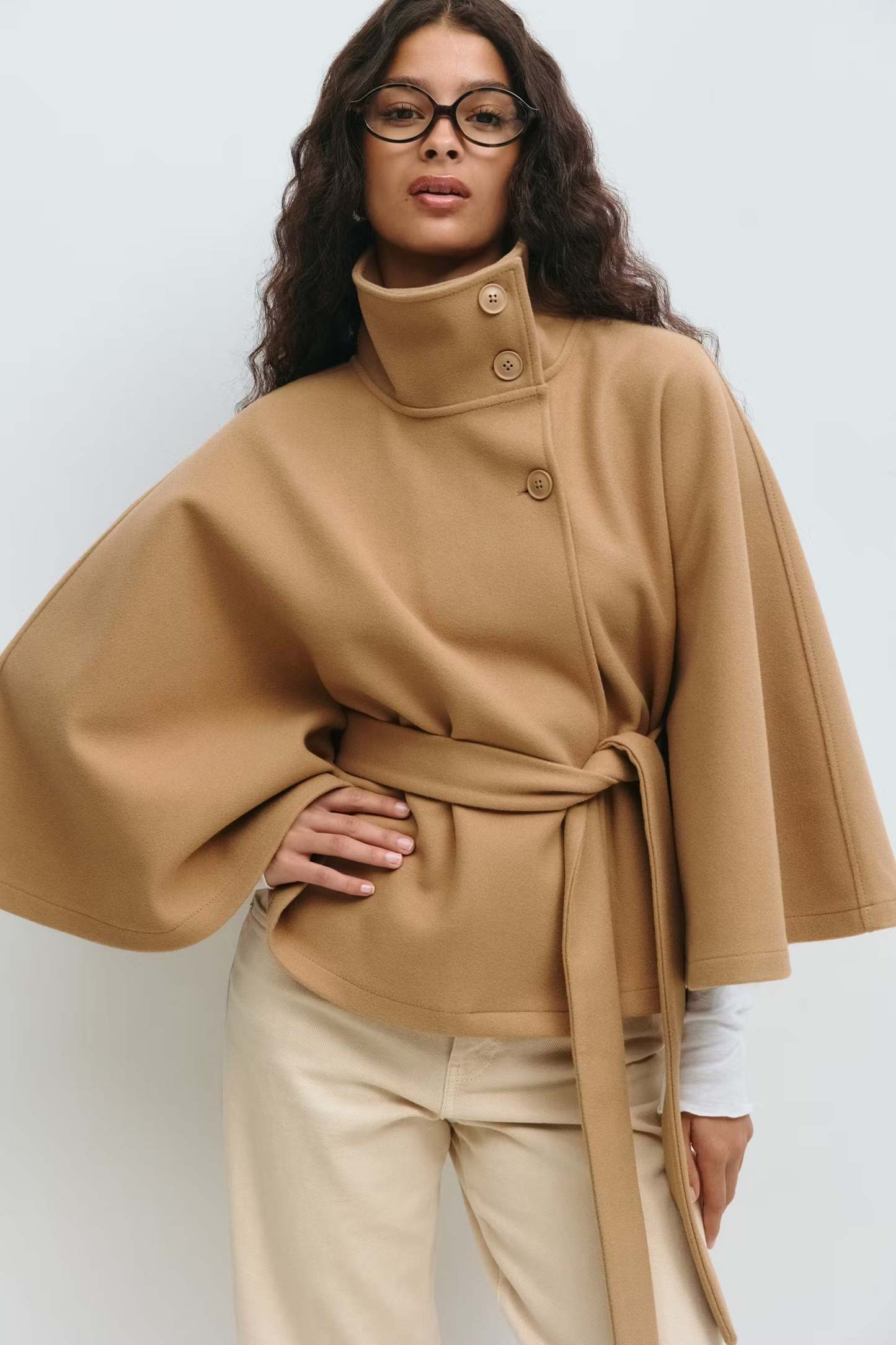 Belt cape jacket