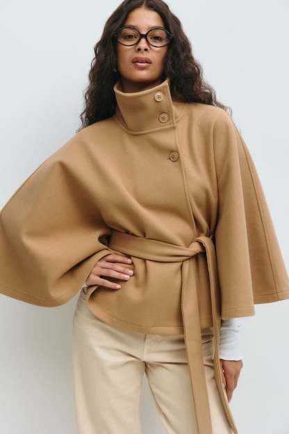 Belt cape jacket