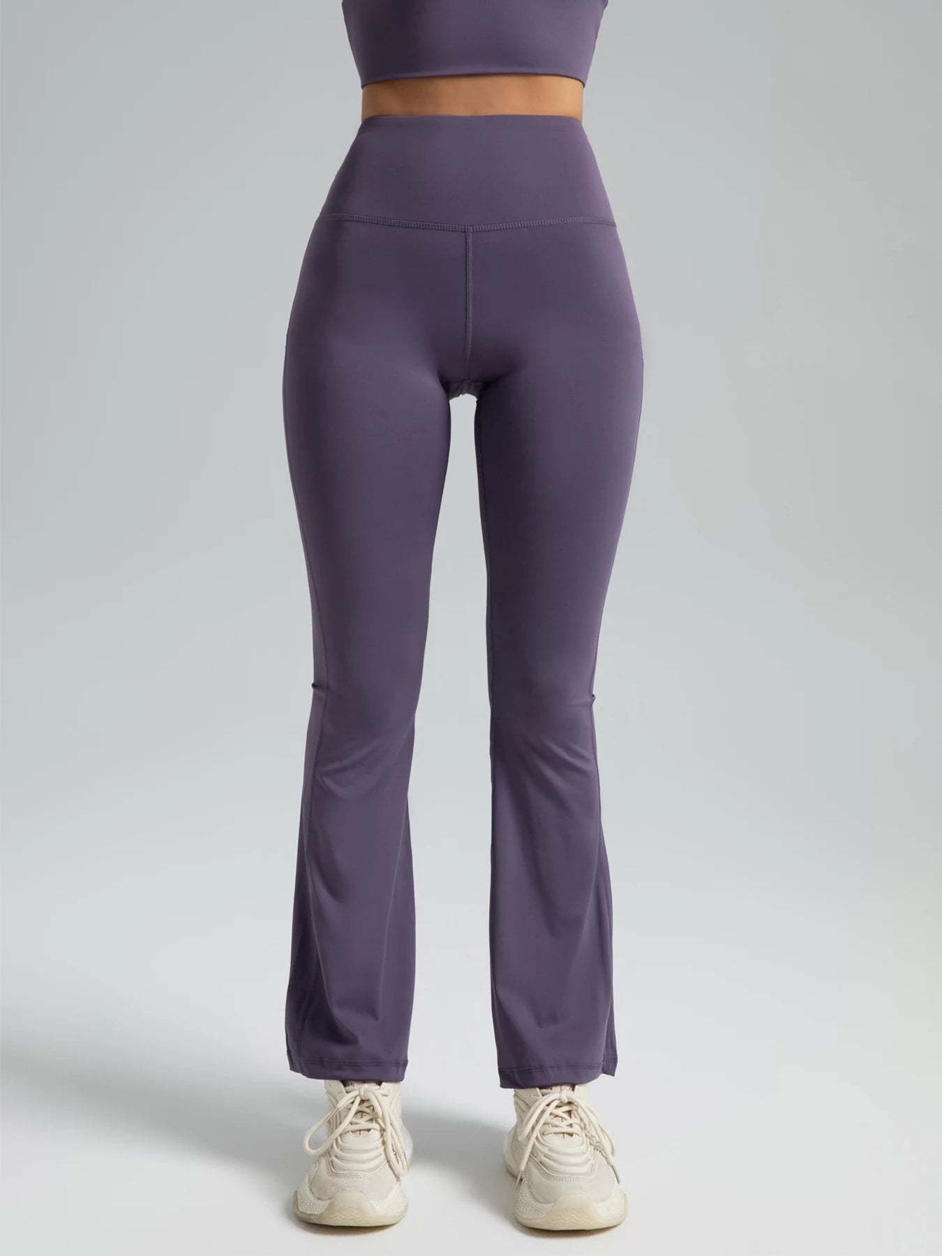 High-Waisted Flare Leggings - Perfect for casual and sporty wear!