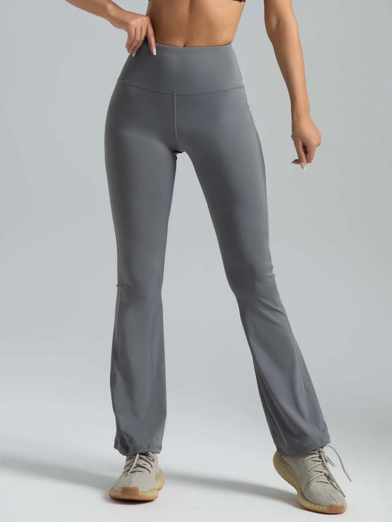 High-Waisted Flare Leggings - Perfect for casual and sporty wear!