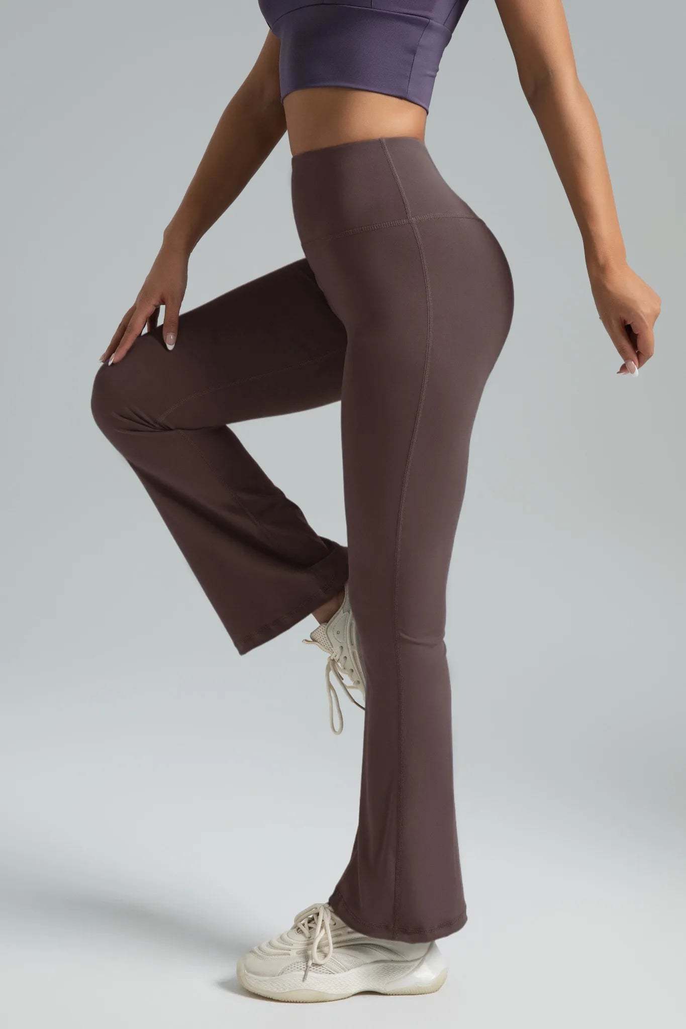 High-Waisted Flare Leggings - Perfect for casual and sporty wear!