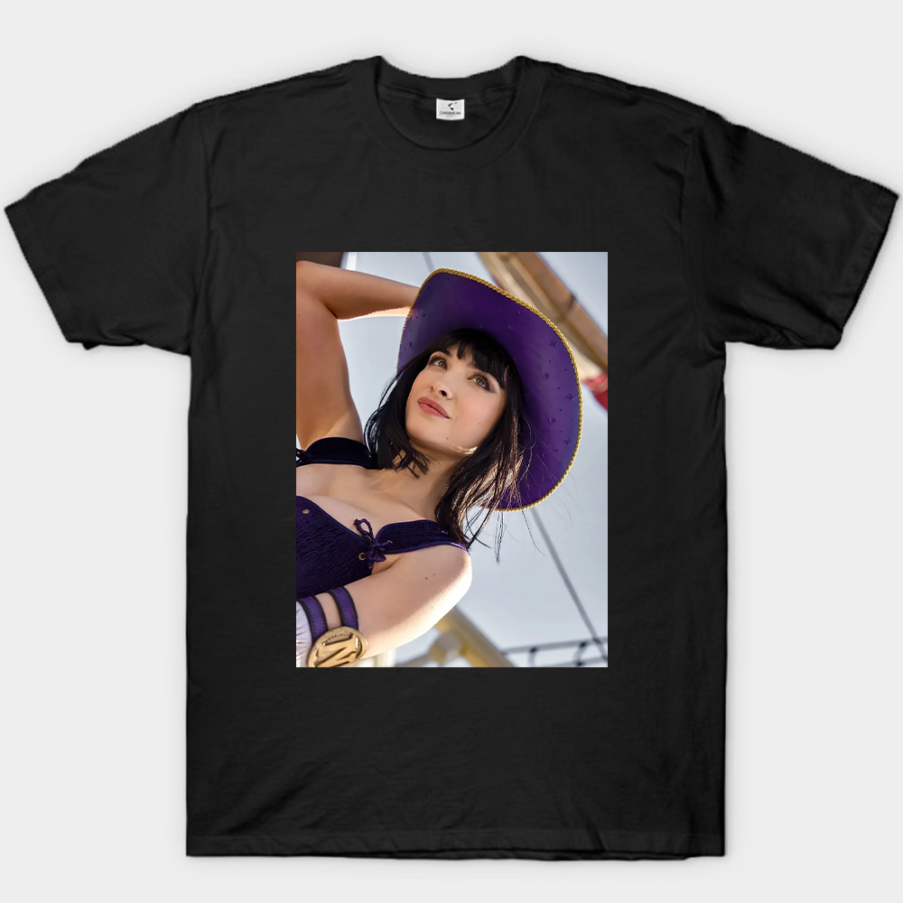 One Piece Live Action Nico Robin Lera Abova Purple Hat Print