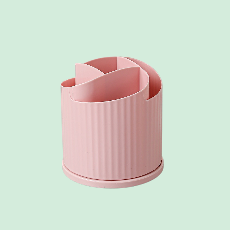 Otočný kosmetický stojan na štětce