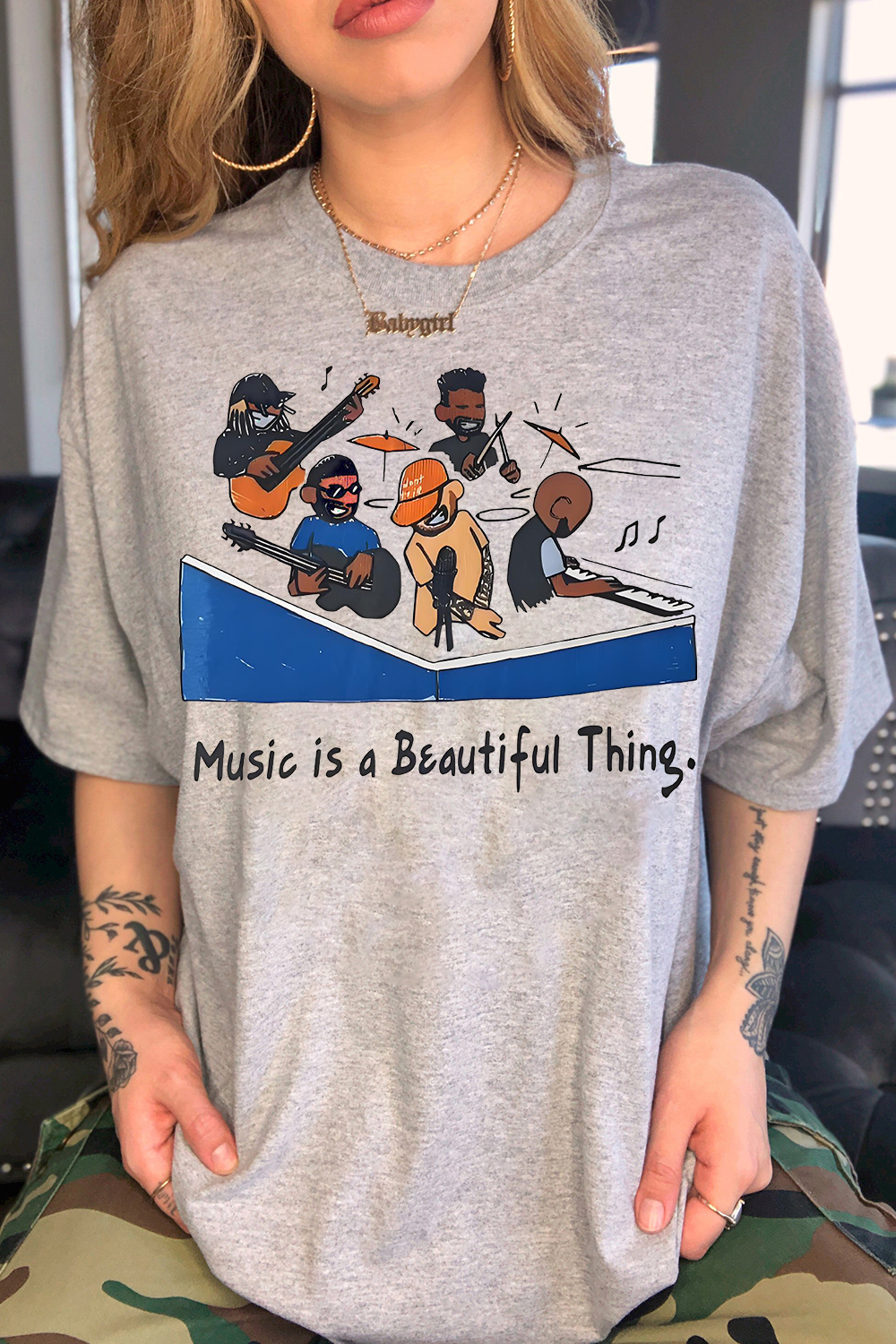 Mac tiny desk women tshirt