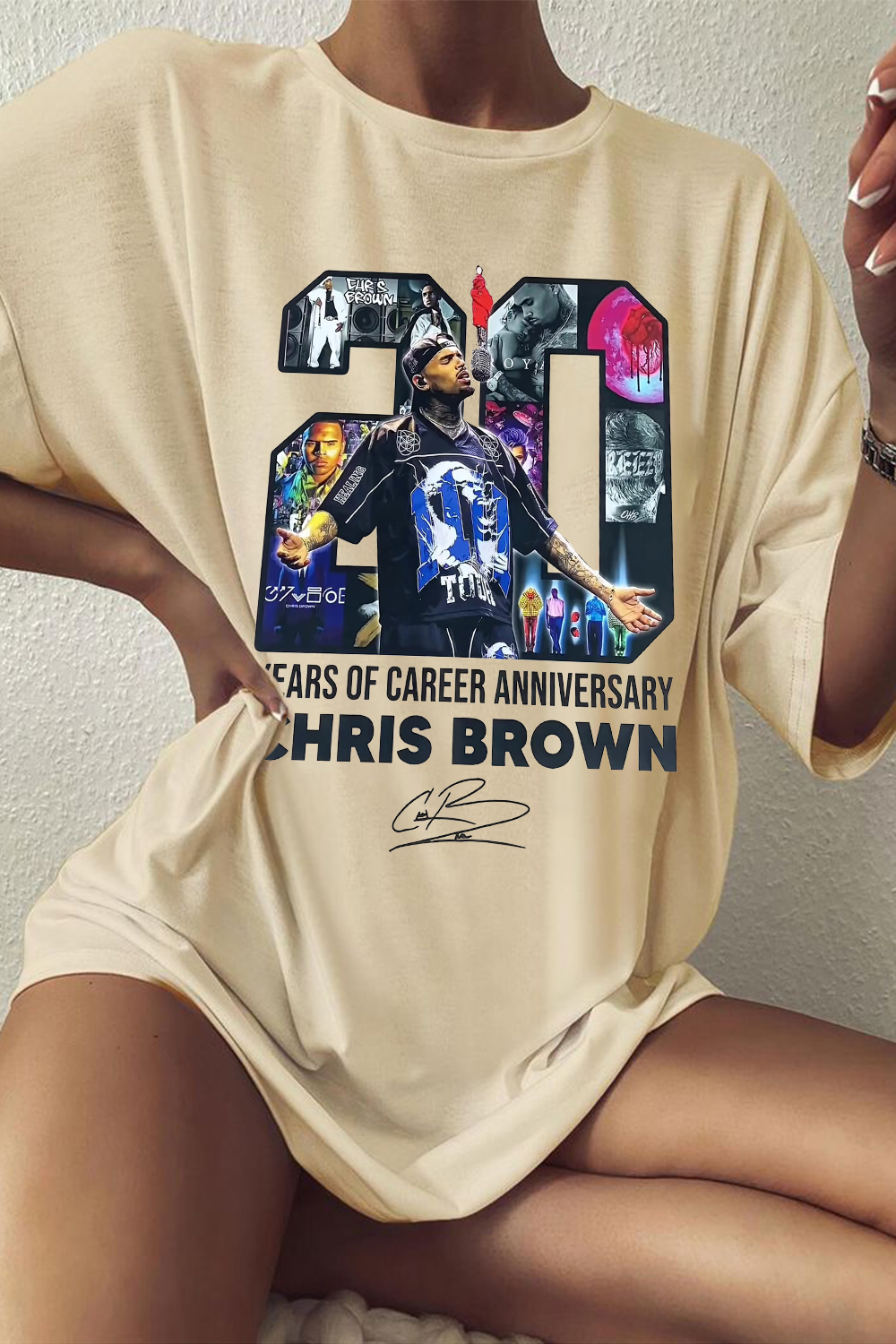 20 chrisbrown Women's T-shirt