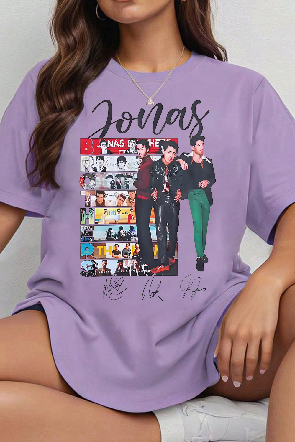 JONAS BROTHERS T-shirt