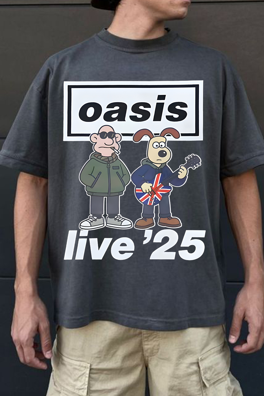 Oasis ver Wallace & Gromit tee