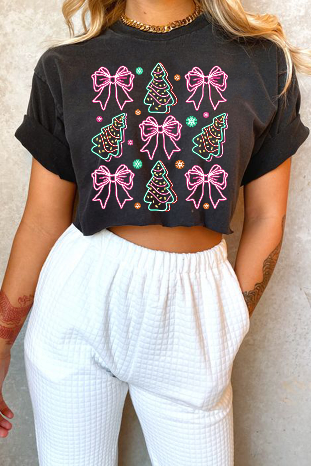 Christmas Bow Print Short Washed Ladies Short Sleeve T-Shirt