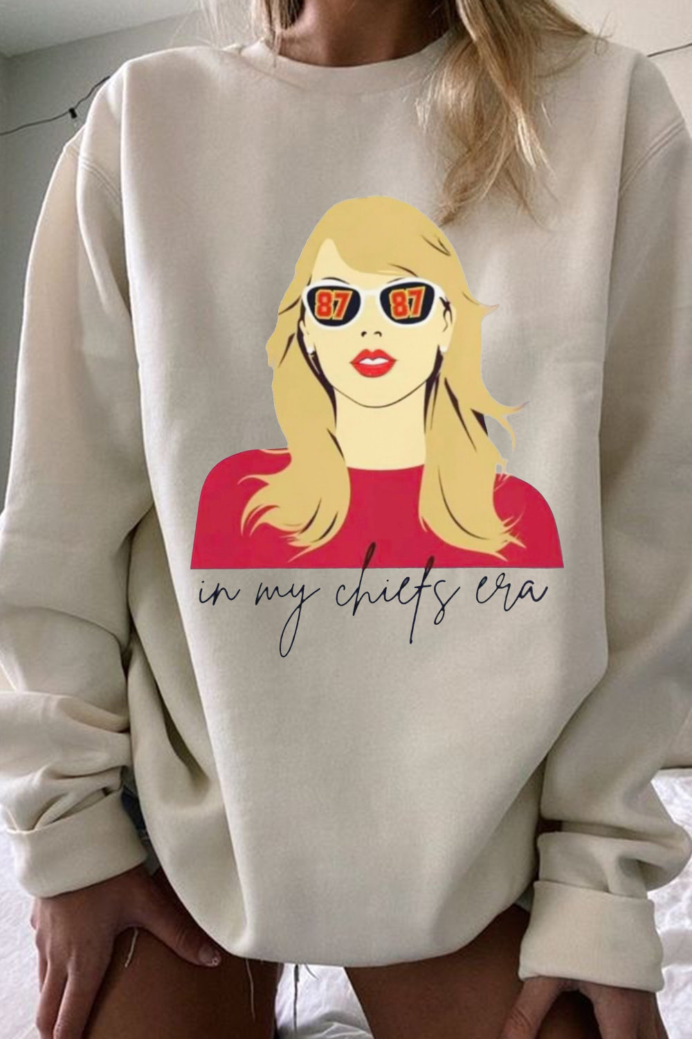 Taylor Cartoon Round Neck Long Sleeve Sweatshirt