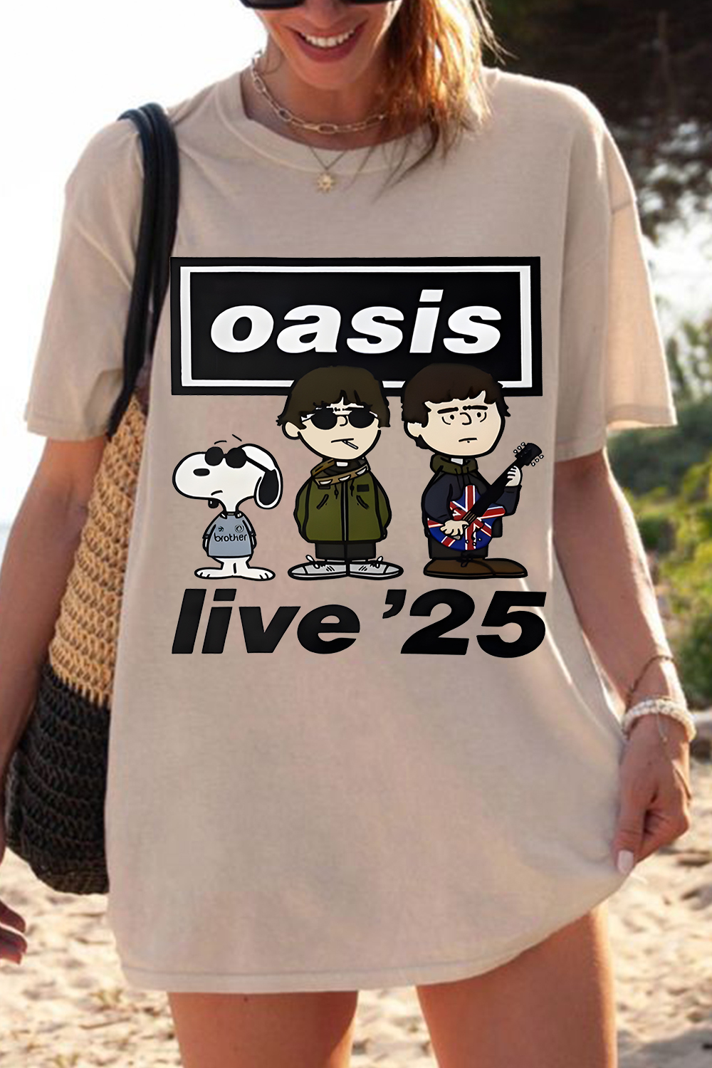 Snoopy x oasis women's tee