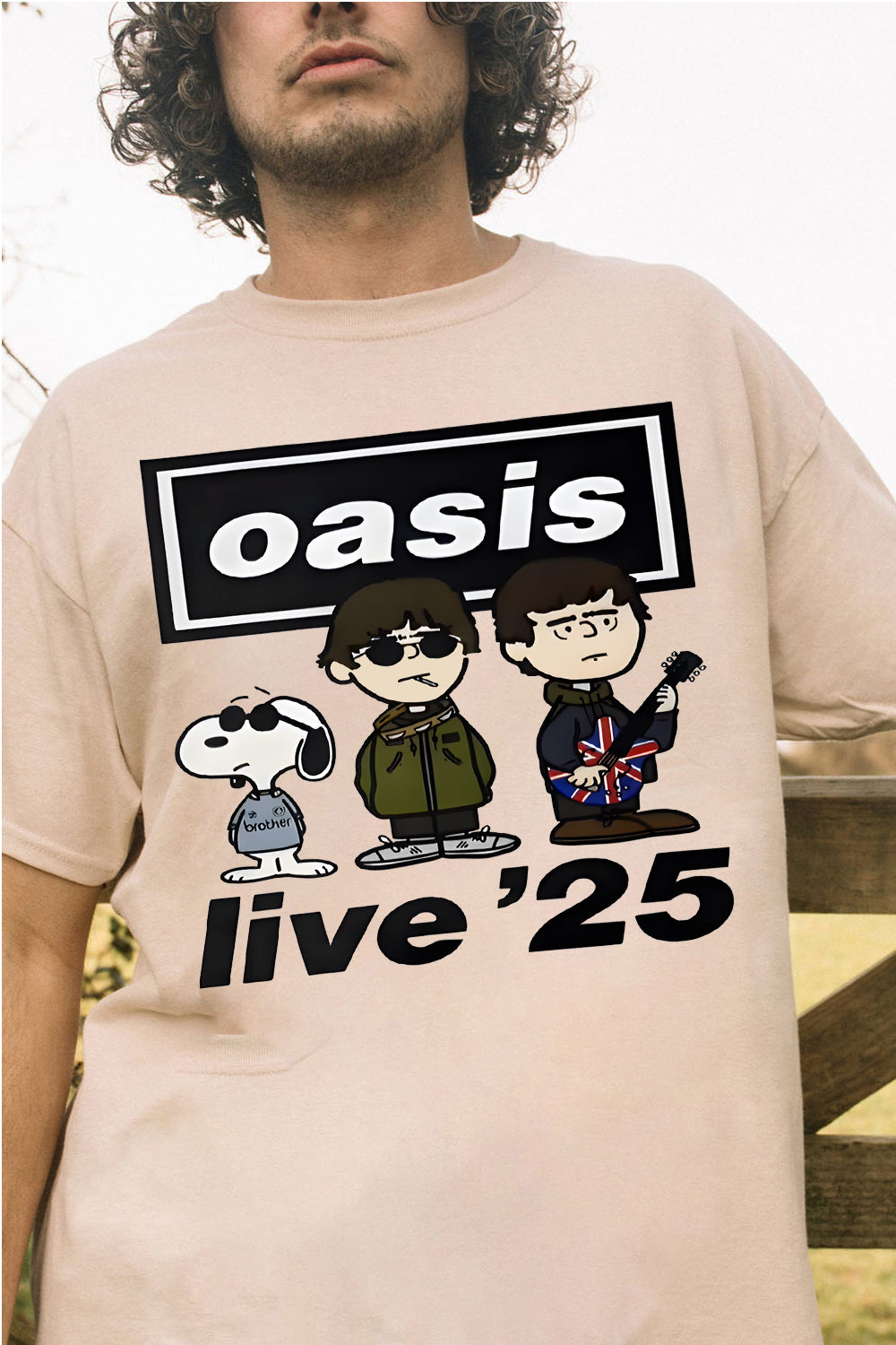 Snoopy x oasis tee