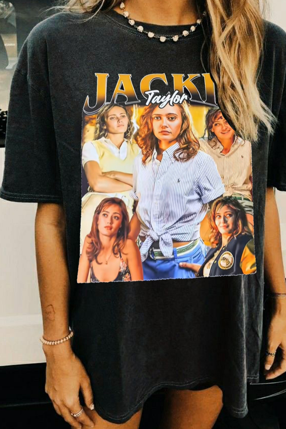 Jackie  T-SHIRT