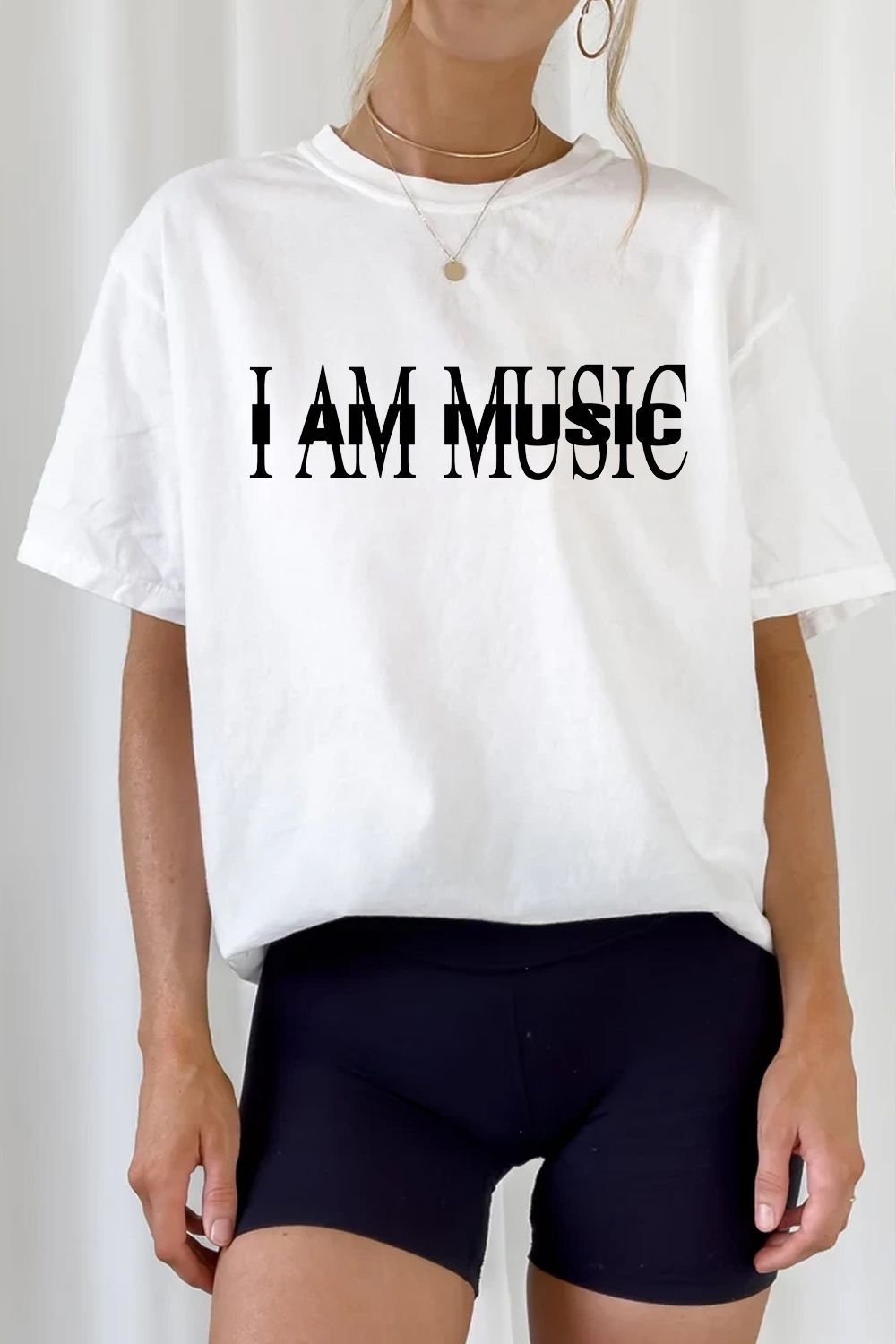I am music  T-SHIRT