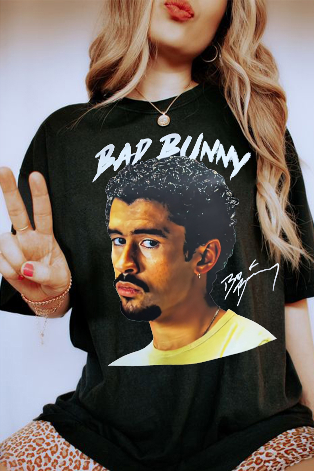 badbunnypr T-shirt