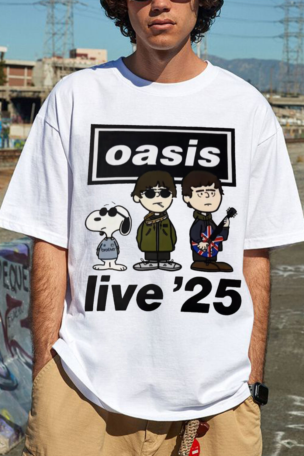 Snoopy x oasis tee