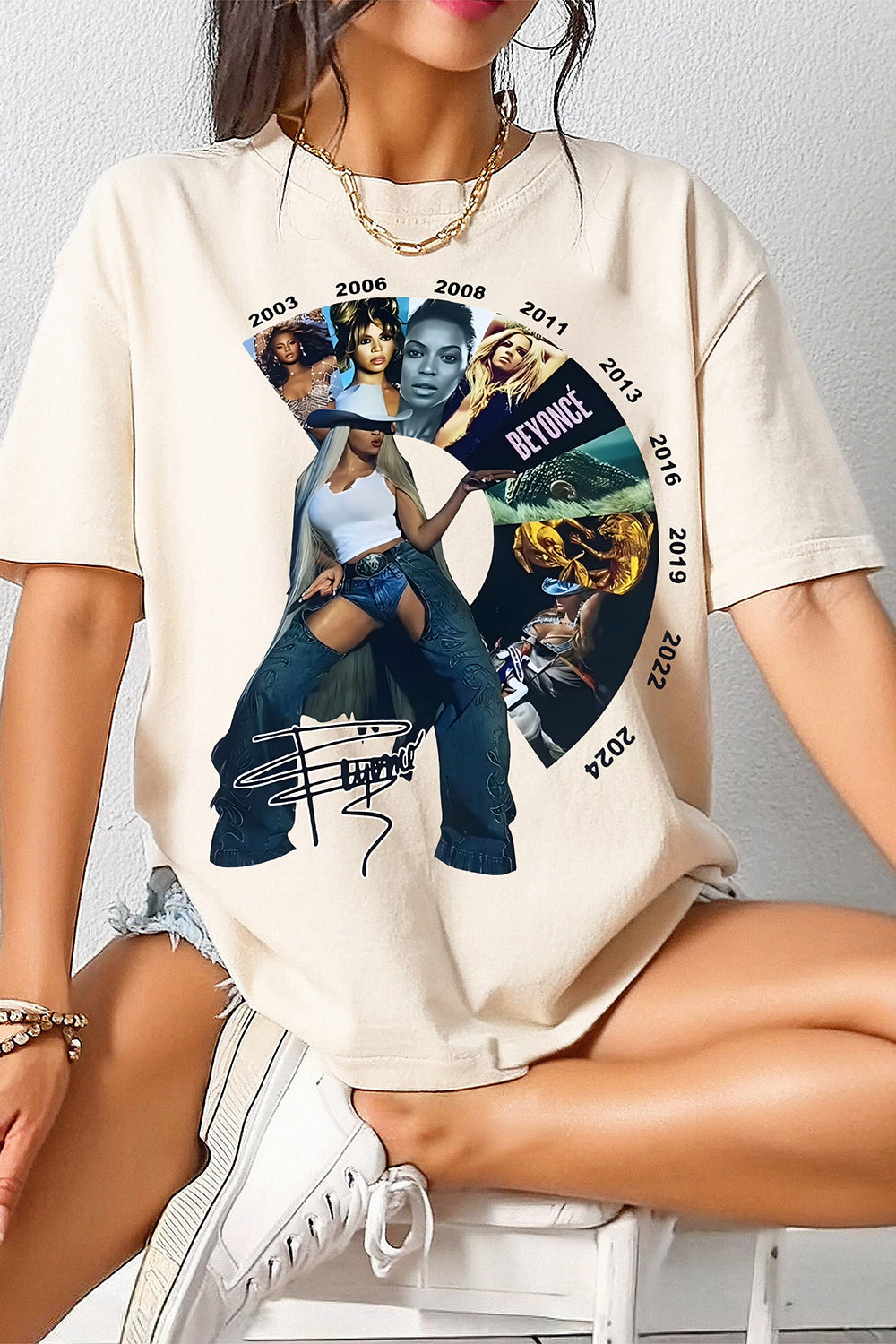 Beyonc�� Carter Cowboy Tour Album Tee For Women