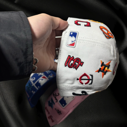 NEW ERA ALL OVER WHITE  OG