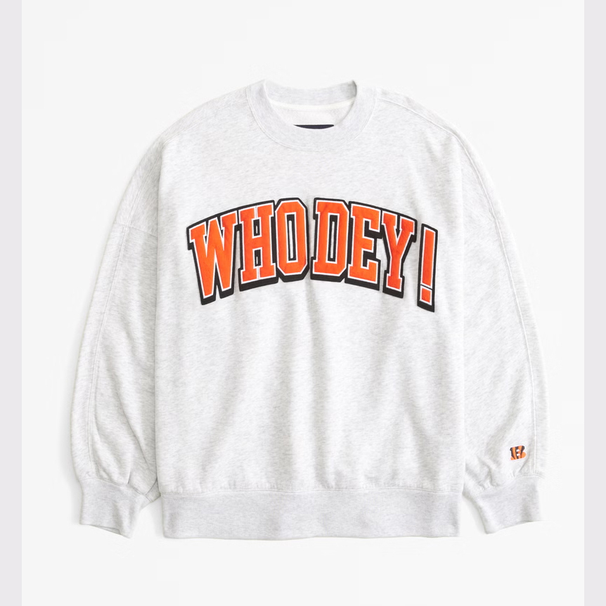 Female fans football team grey heat Graphic Oversized Sunday Crew