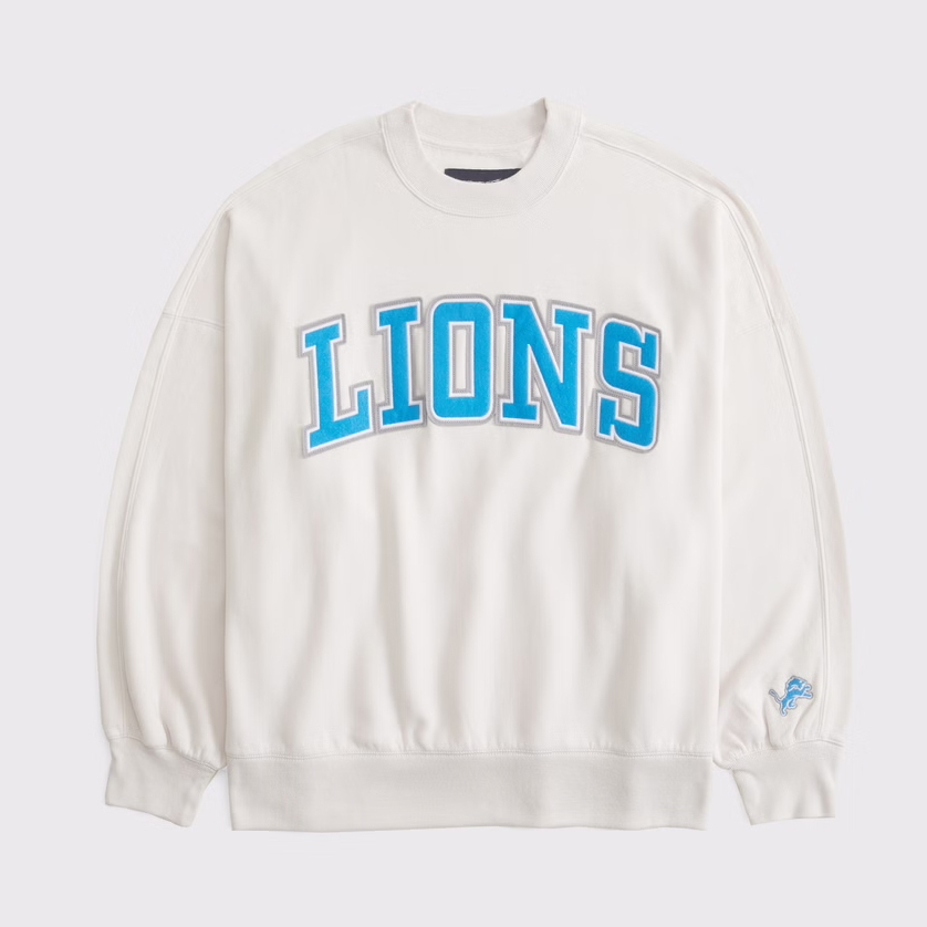 Female fans football team Graphic Oversized Sunday Crew