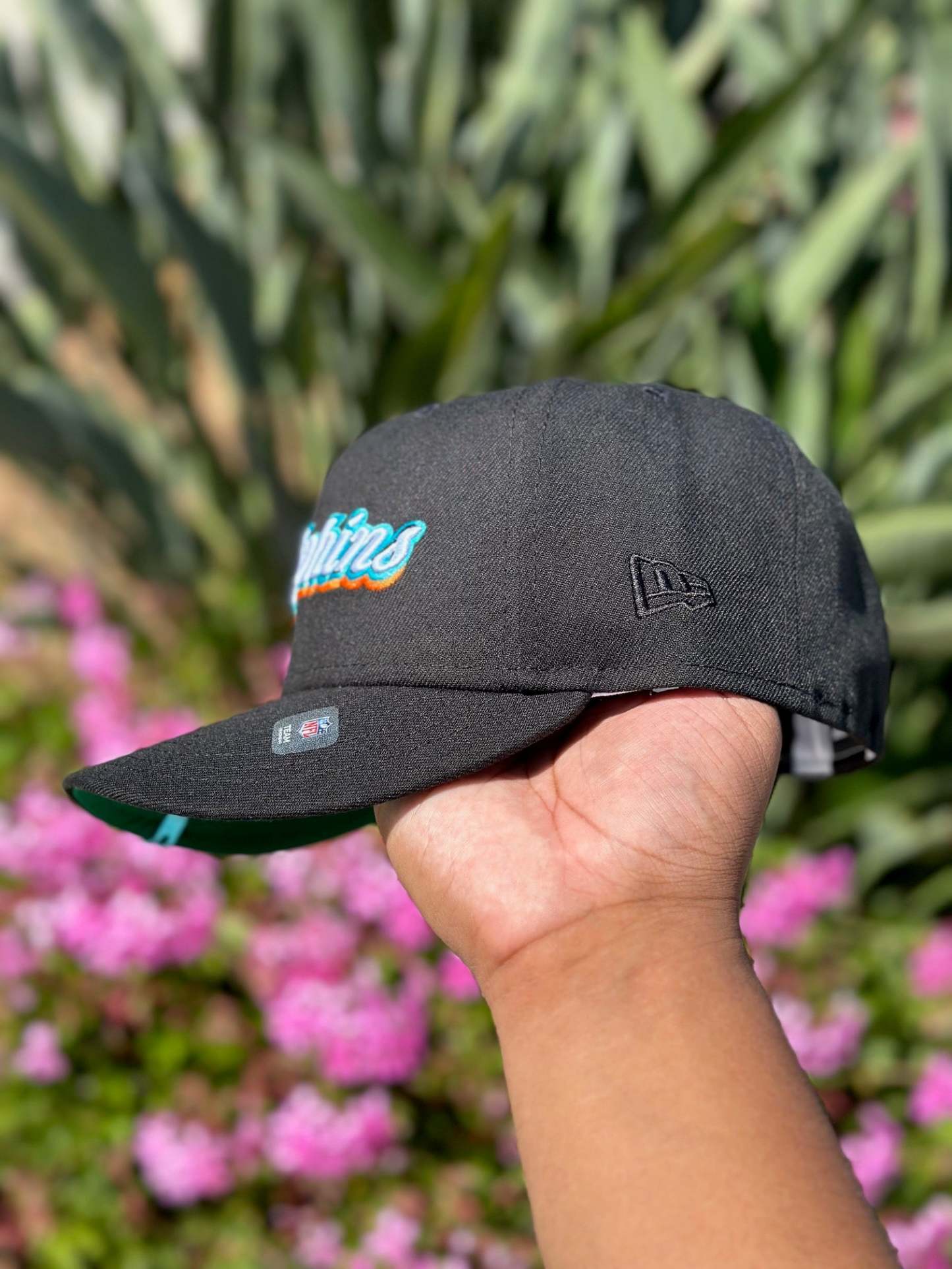 NEW ERA EXCLUSIVE 59FIFTY BLACK MIAMI DOLPHINS SCRIPT W/ 30TH ANNIVERSARY SIDE PATCH
