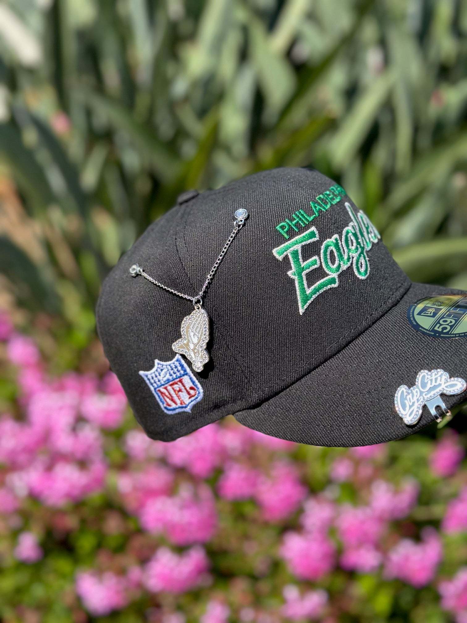 NEW ERA EXCLUSIVE 59FIFTY BLACK PHILADELPHIA EAGLES SCRIPT W/ NFL LOGO SIDE PATCH