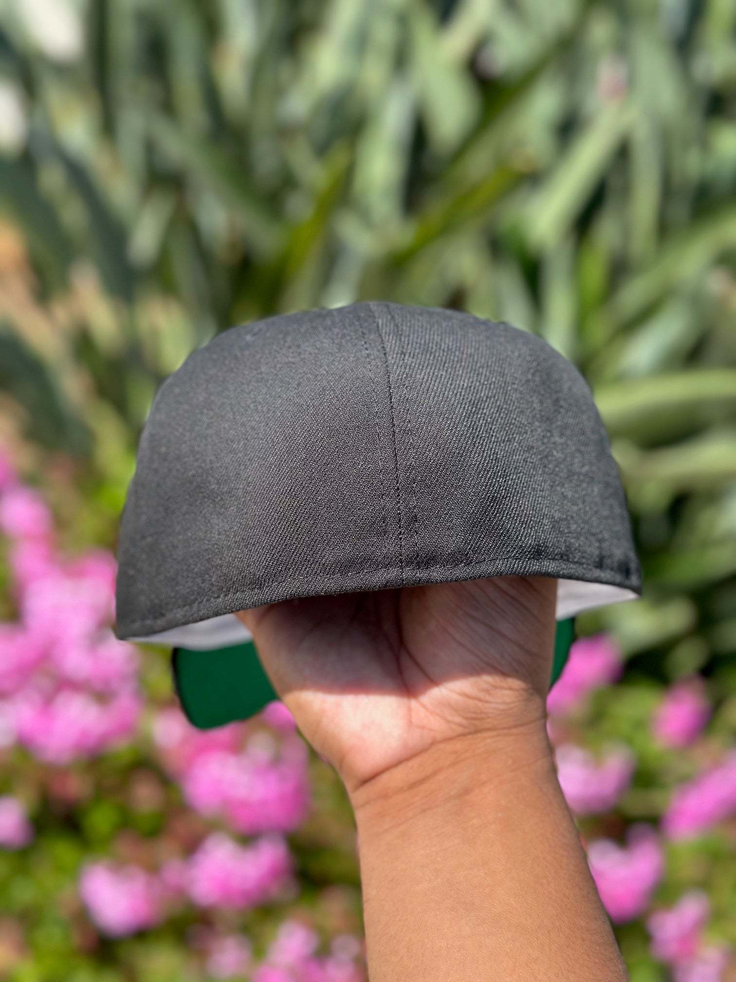 NEW ERA EXCLUSIVE 59FIFTY BLACK PHILADELPHIA EAGLES SCRIPT W/ NFL LOGO SIDE PATCH