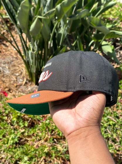 NEW ERA EXCLUSIVE 59FIFTY BLACK/RUST LOS ANGELES RAMS SCRIPT W/ NFL LOGO PATCH