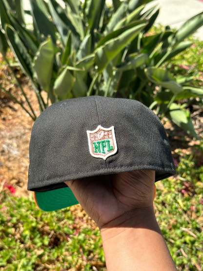 NEW ERA EXCLUSIVE 59FIFTY BLACK/RUST LOS ANGELES RAMS SCRIPT W/ NFL LOGO PATCH