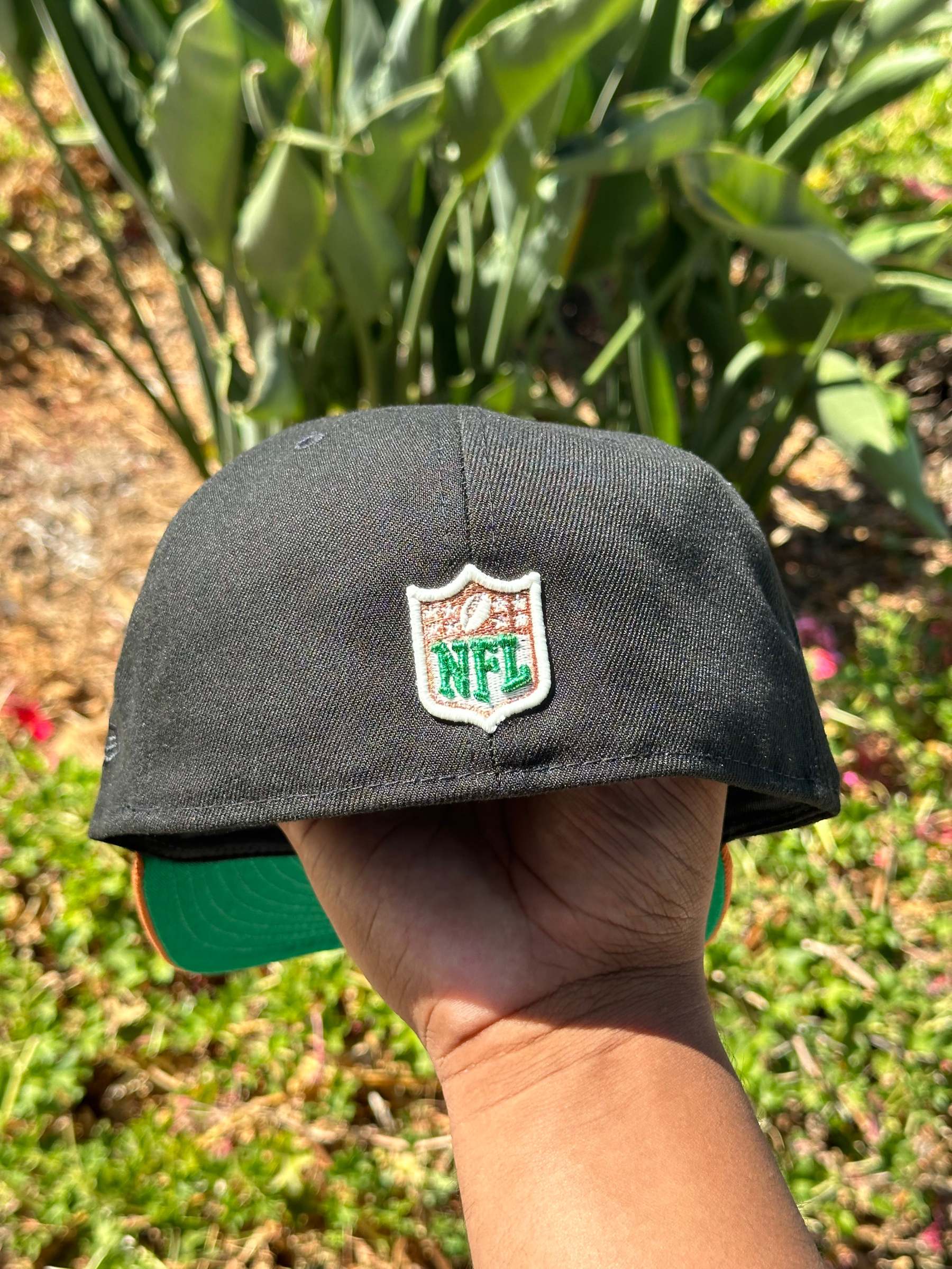 NEW ERA EXCLUSIVE 59FIFTY BLACK/RUST LAS VEGAS RAIDERS SCRIPT W/ 60TH ANNIVERSARY SIDE PATCH