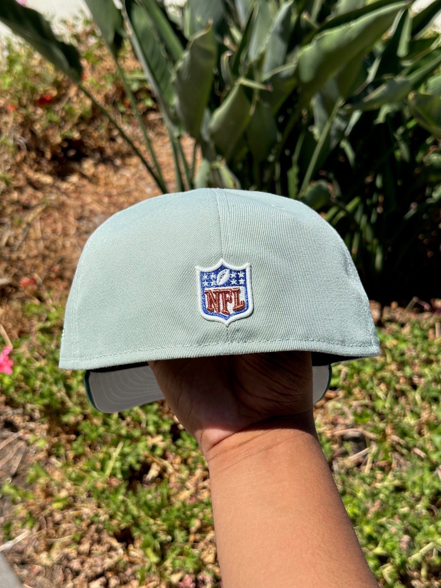 NEW ERA EXCLUSIVE 59FIFTY MINT/EMERALD GREEN LAS VEGAS RAIDERS SCRIPT W/ INAUGRAUL SEASON SIDE PATCH