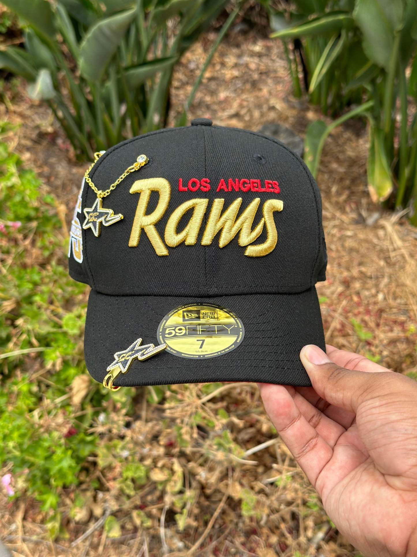 NEW ERA EXCLUSIVE 59FIFTY BLACK LOS ANGLES RAMS SCRIPT W/ 75TH ANNIVERSARY SIDE PATCH