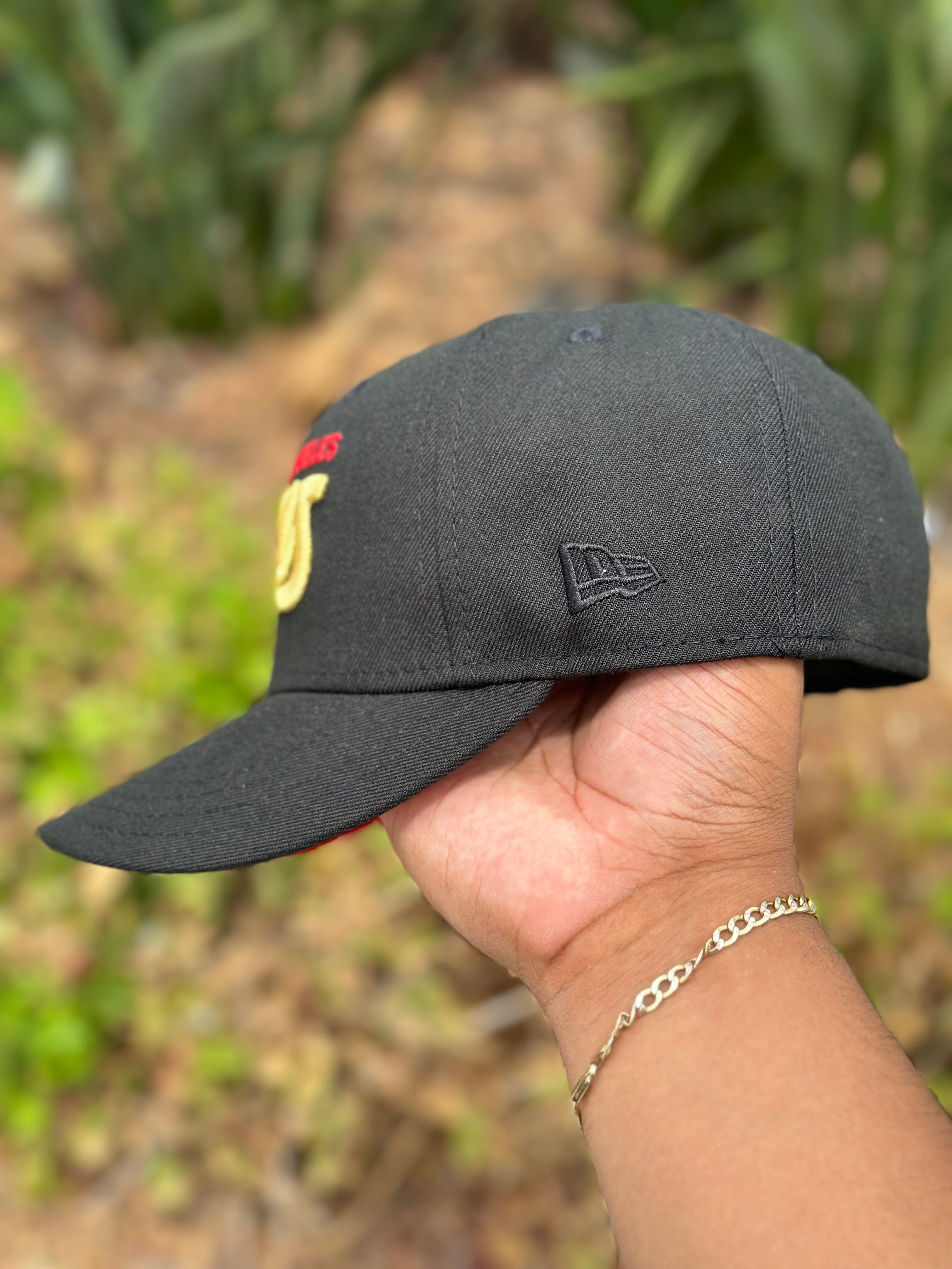 NEW ERA EXCLUSIVE 59FIFTY BLACK LOS ANGLES RAMS SCRIPT W/ 75TH ANNIVERSARY SIDE PATCH