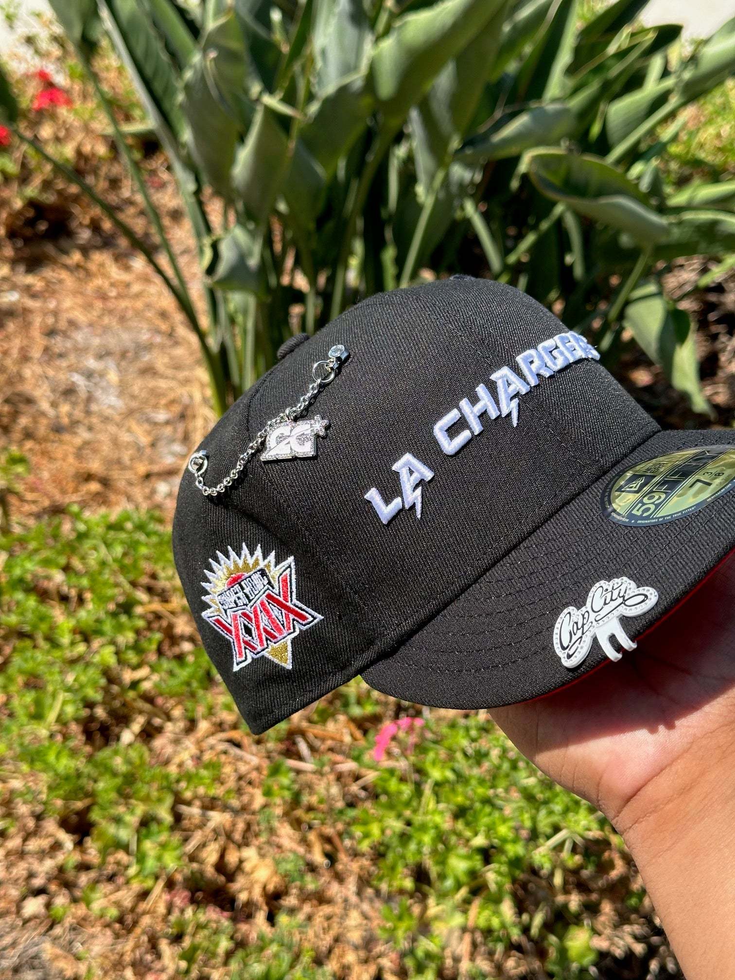 NEW ERA EXCLUSIVE 59FIFTY BLACK LOS ANGELES CHARGERS SCRIPT W/ PROBOWL SIDE PATCH