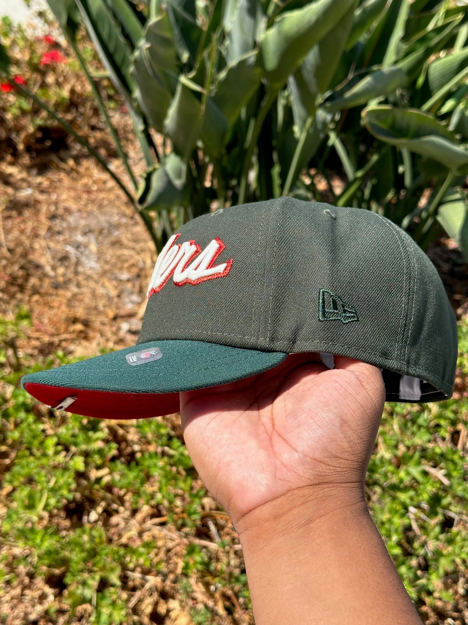 NEW ERA EXCLUSIVE 59FIFTY EMERALD GREEN LAS VEGAS RAIDERS W/ SUPER BOWL XXXVII SIDE PATCH