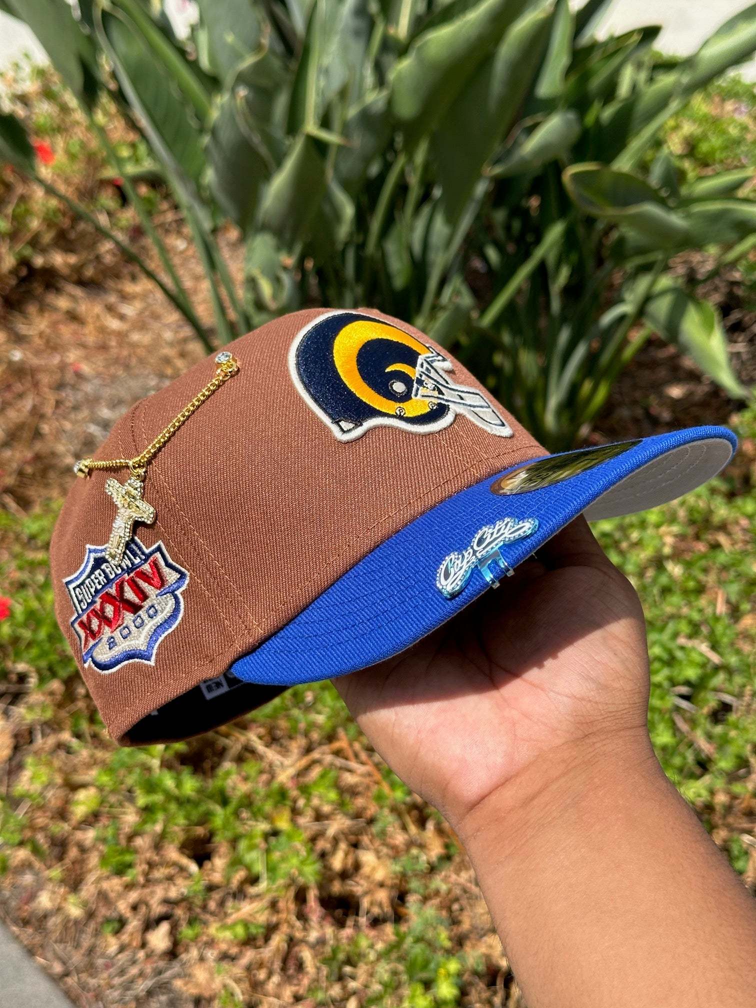 NEW ERA 59FIFTY BROWN/BLUE/ 2000 SUPERBOWL SIDE PATCH