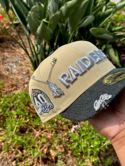 NEW ERA EXCLUSIVE 59FIFTY VEGAS GOLD/GREY WOOL LAS VEGAS RAIDERS W/ 60TH ANNIVERSARY SIDE PATCH