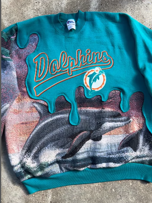 Stylish Dolphin Print Long Sleeve Sweatshirt