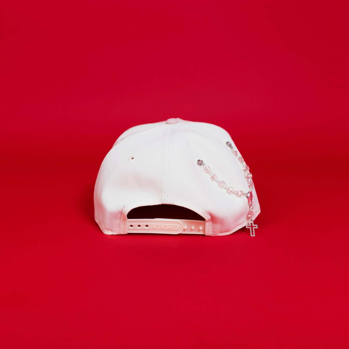 NEW ERA  9FIFTY A-FRAME CHROME/ SOFT PINK SNAPBACK W/ ROSES