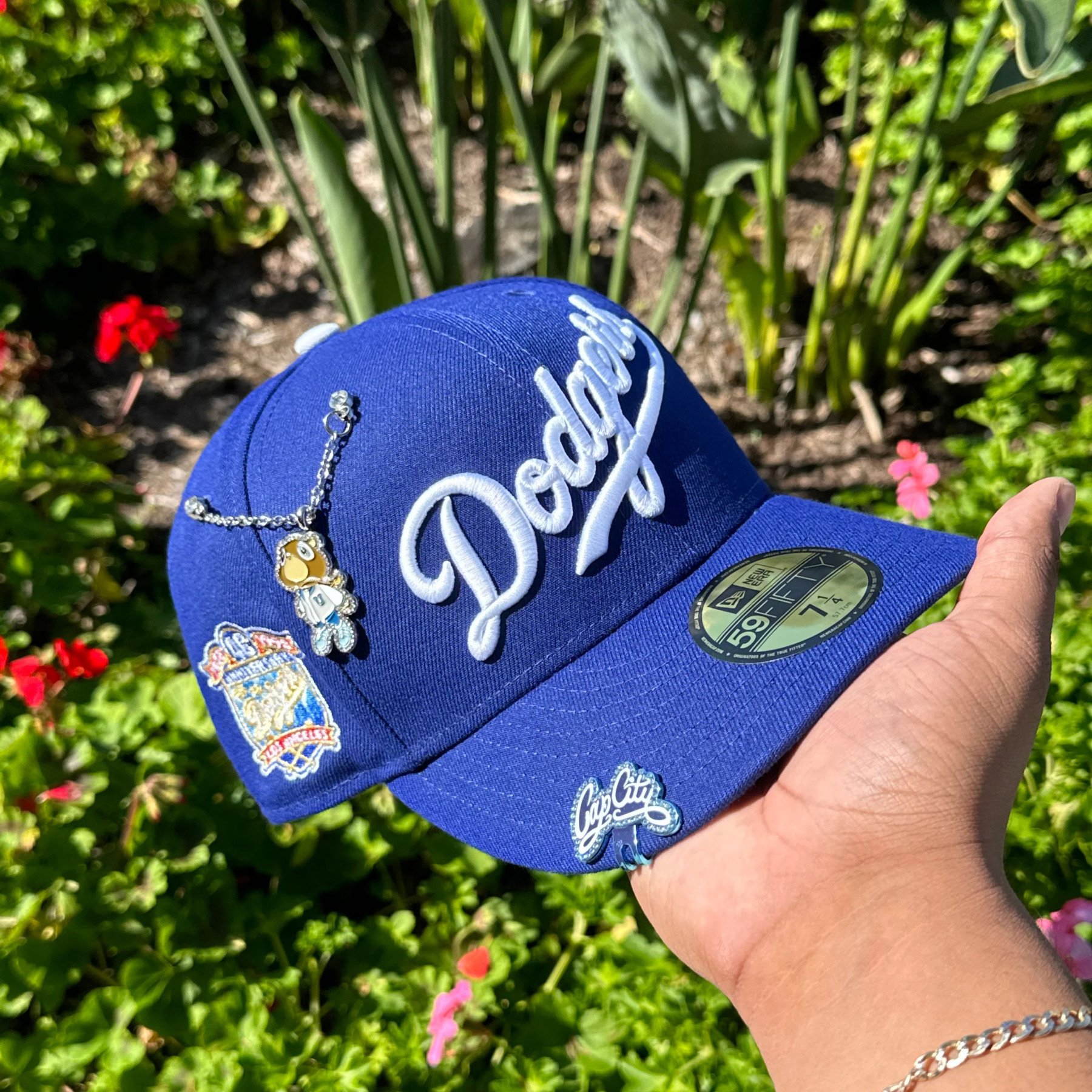 NEW ERA 59FIFTY BLUE  SCRIPT W/ 40TH ANNIVERSARY SIDE PATCH