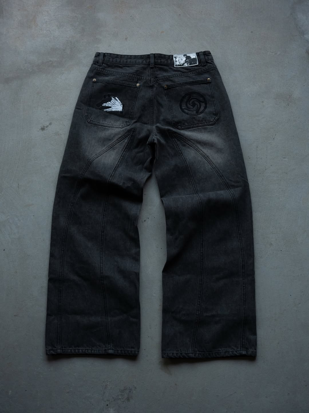 TWIN SHADE JEANS