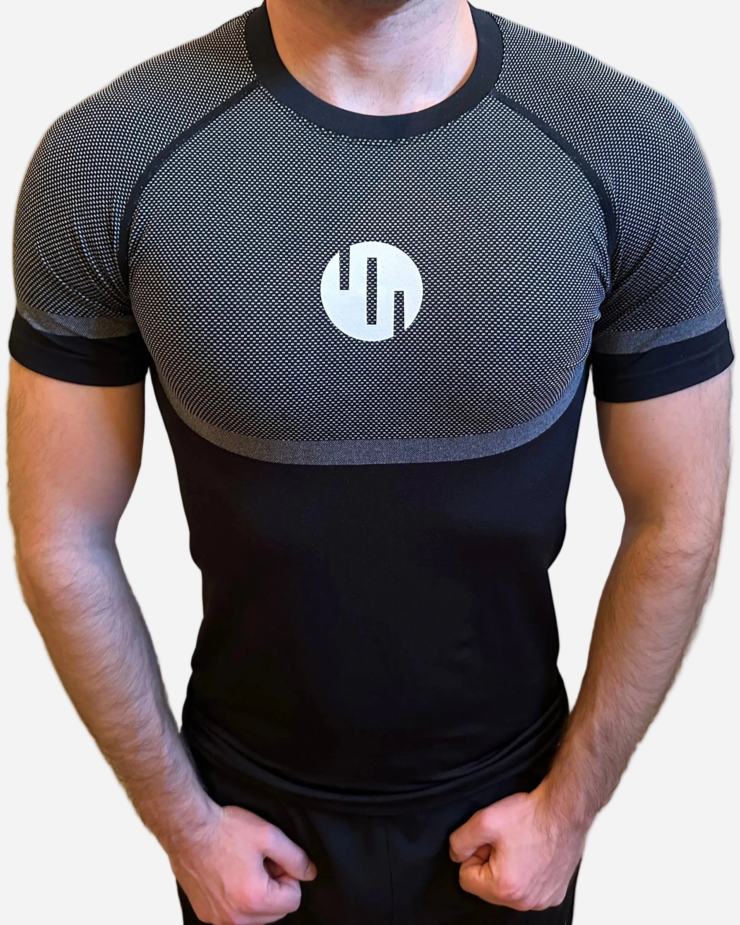 SEAMLESS COMPRESSION SHIRT