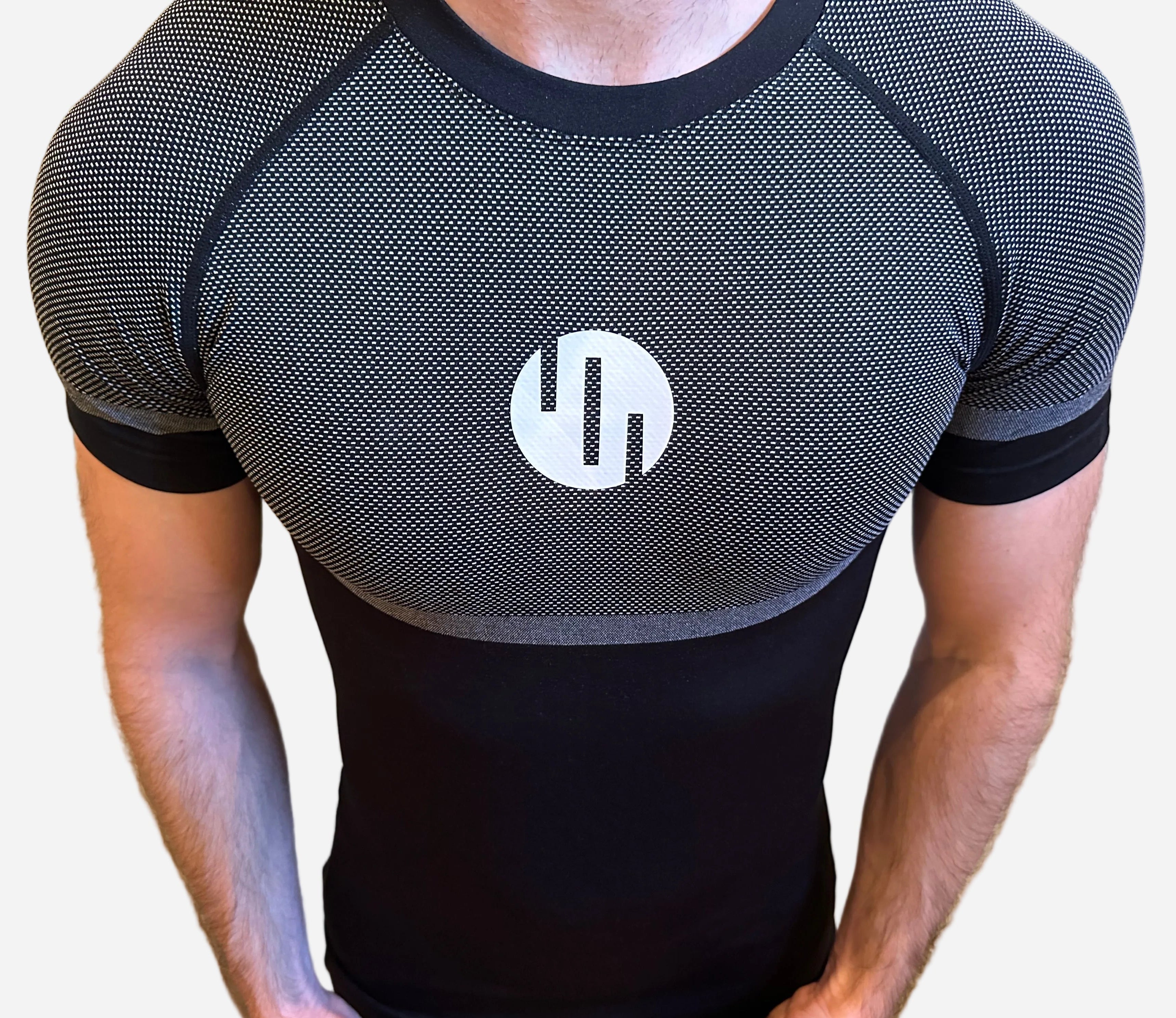 SEAMLESS COMPRESSION SHIRT